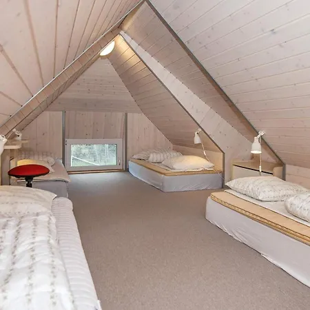 Vakantiehuis Luxury Retreat With Tennis Kongsmark