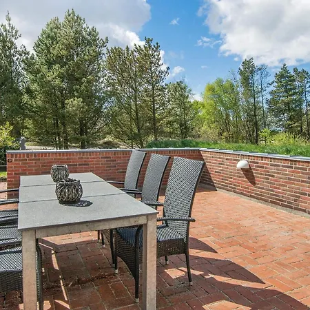 Luxury Retreat With Tennis Vakantiehuis