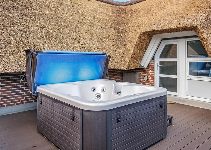 Luxury Retreat With Tennis